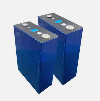 Bon prix Sécurisé et durable 3,2 V 230ah Cell Lifepo4 pour le stockage de l'énergie en ligne