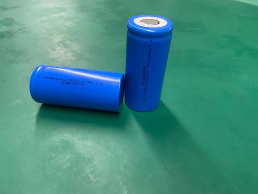 Bon prix 32700 Cellule de batterie Lifepo4 cylindrique 6000mah LFP 3,2 Volt batterie au lithium en ligne