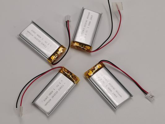 Bon prix Personnaliser la batterie au lithium polymère de 3,7 V 602040 400mAh Pour les jouets électriques en ligne