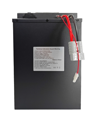 Bon prix 73.6V 30Ah batterie de moto EV pour véhicule à deux ou trois roues en ligne